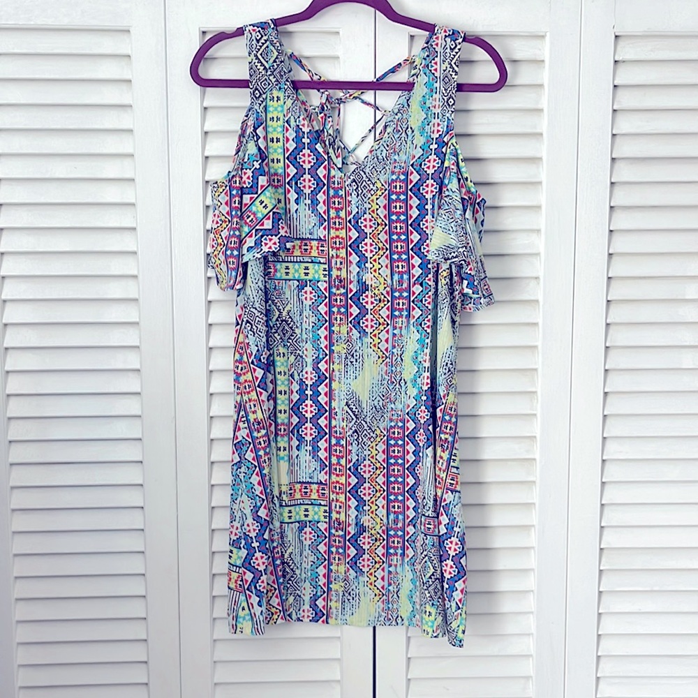 Fun patterned short dress!